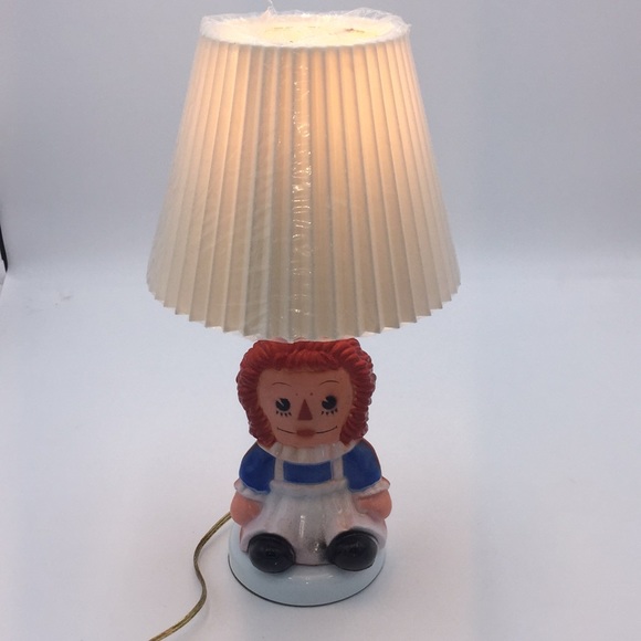 Rare Vintage 1982 Raggedy Ann Nursery or Child's Table Lamp With Shade 15” - Picture 10 of 15